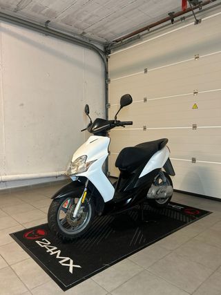 Yamaha Jog R