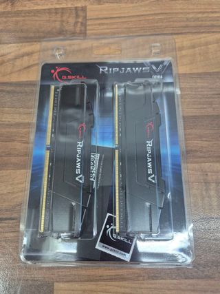 32GB (2x16GB) DDR4 3200MHz CL16 G.Skill Ripjaws V