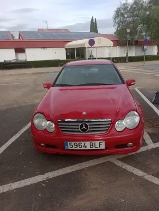 Mercedes-Benz  CLK 2004