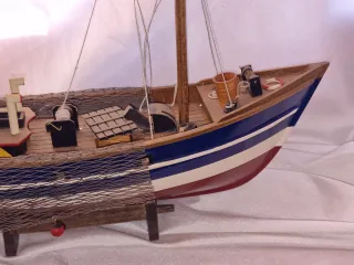 Modellino barca in legno sec. XX