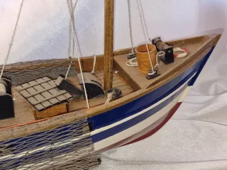 Modellino barca in legno sec. XX