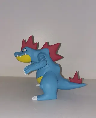 Figura Pokémon Feraligatr Scale World 1/20 no box