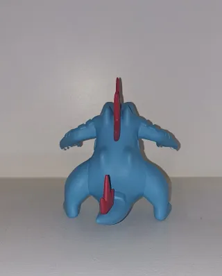 Figura Pokémon Feraligatr Scale World 1/20 no box