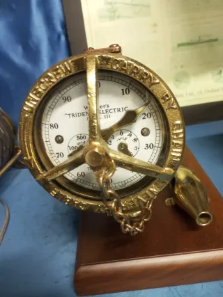 Corredera Náutica Cuentamillas Walkers Trident