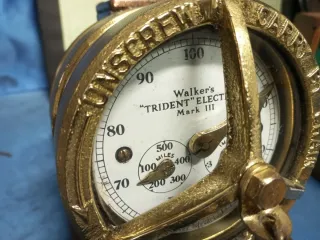 Corredera Náutica Cuentamillas Walkers Trident