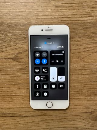 iPhone 8 64GB Plata Como Nuevo