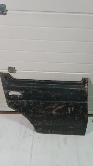 Aleta Delantera Seat 127 y panel puerta trasera