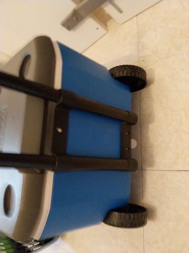 Nevera grande Coleman con ruedas