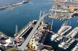 Garaje en alquiler en Ensanche - Diputación en Alicante