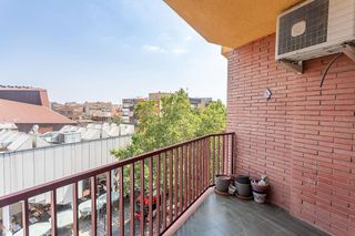 Piso en venta en Ca n'Aurell en Terrassa