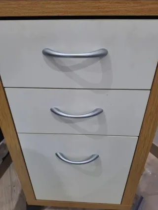 Escritorio Ikea Jon con cajonera