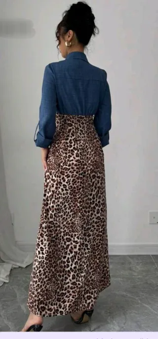 Vestido camisero jean y estampado leopardo