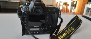 Cámara Nikon D4s Negra