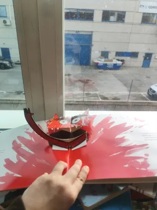 El Monstruo de Colores, un libro pop-up