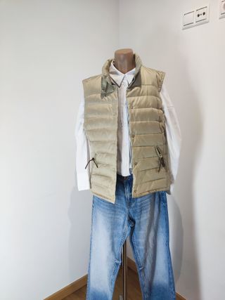 Chaleco acolchado Massimo Dutti beige