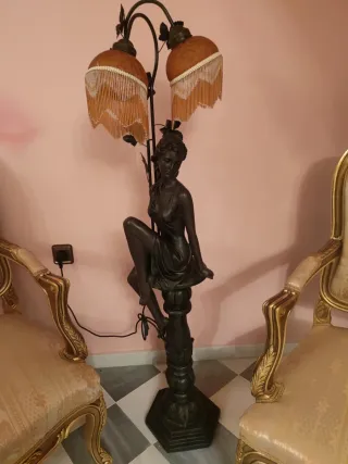 Lámpara de pie clásica