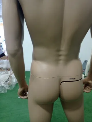 Maniquí hombre cuerpo completo