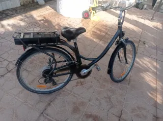 Bicicleta eléctrica paseo Btwin