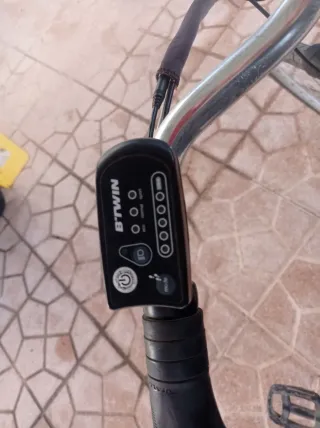 Bicicleta eléctrica paseo Btwin