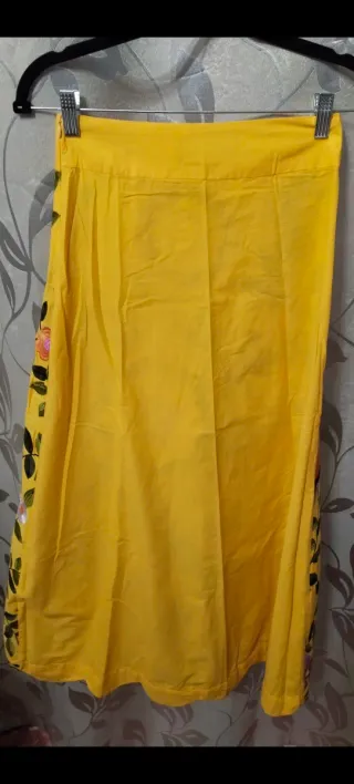 Conjunto IQ Collection Falda y Top Flores