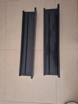 Conjunto estanterías metálicas negras