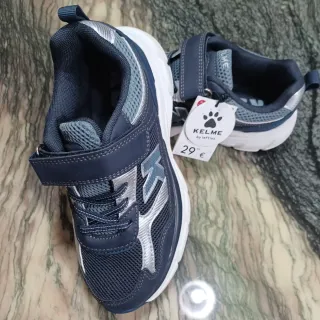 Zapatillas niño Kelme Talla 32 nuevas