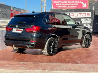 BMW X5 M50d