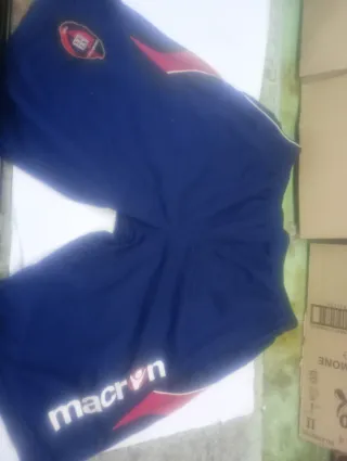 Pantaloncino calcio Cagliari Macron