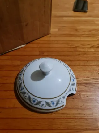 Zuppiera Bischofsthal in porcellana + vassoi