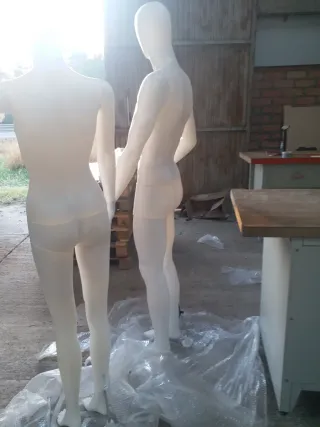 Maniquí de hombre blanco