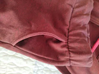 Chándal rojo con cremallera