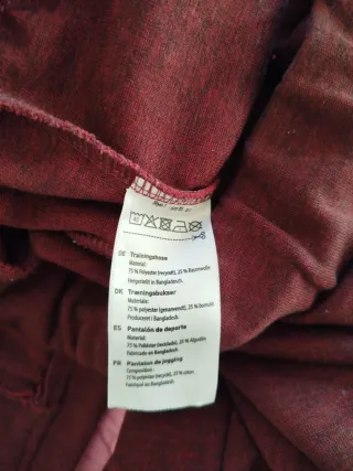 Chándal rojo con cremallera