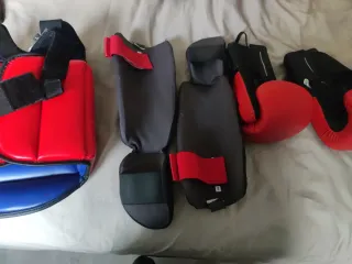 Kit Boxeo/Muay Thai Leone Rojo