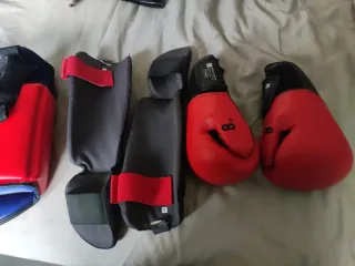 Kit Boxeo/Muay Thai Leone Rojo