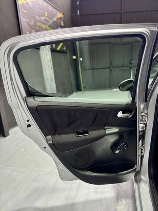 PEUGEOT 207 ACTIVE 1.6 HDI 92 FAP