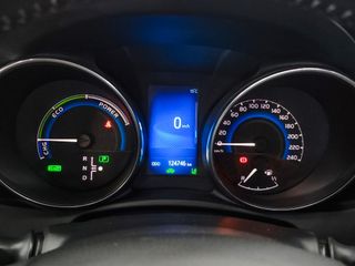 Toyota Auris 1.8 Hybrid