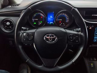 Toyota Auris 1.8 Hybrid