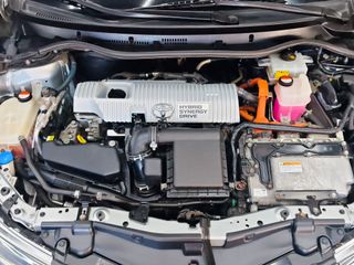 Toyota Auris 1.8 Hybrid