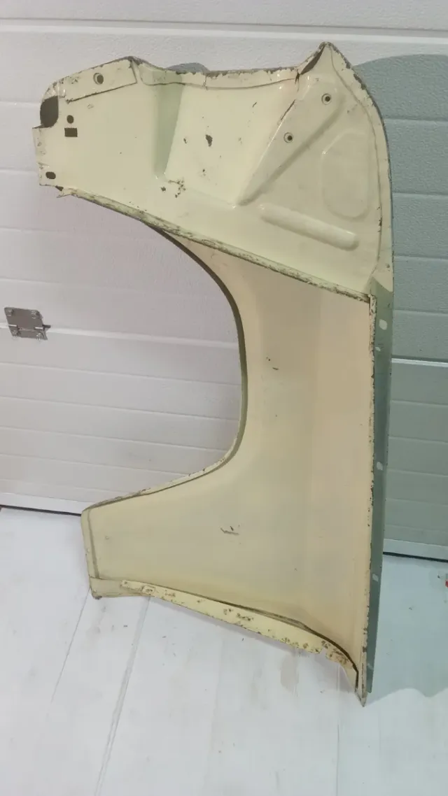 Aleta Derecha Renault 6 r6