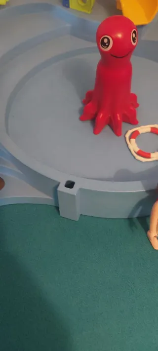 Parque acuático(6669) y piscina Playmobil (6673).