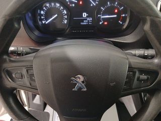 Peugeot Expert  Combi BlueHDi 120 S&S Standard -