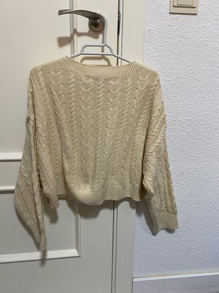 Jersey beige trenzado Stradivarius