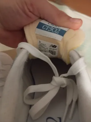 Zapatillas New Balance CT 302 Blancas y Grises