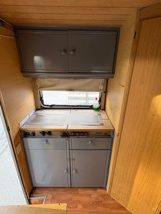 Autocaravana Peugeot J5 2.5 turbo diesel 6 plazas