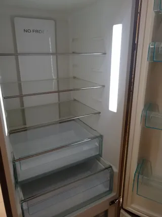 Frigorífico c ombi plateado,Infiniton