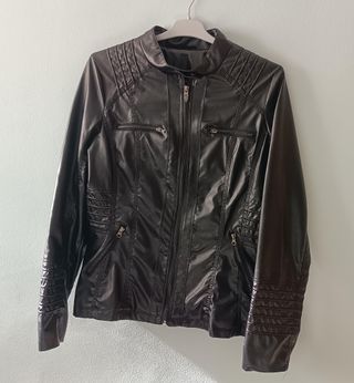 Chaqueta Piel Sintética. Talla L