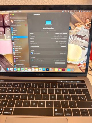 MacBook Pro Touch Bar 13" Retina (2019) - Core i5