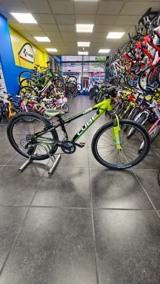 Bicicleta da Montagna Cube per Bambini 8-12 Anni