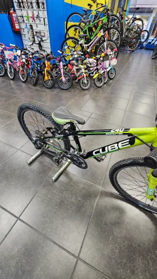 Bicicleta da Montagna Cube per Bambini 8-12 Anni