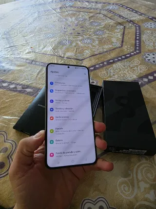Samsung Galaxy S22+ Plus 5G Nero